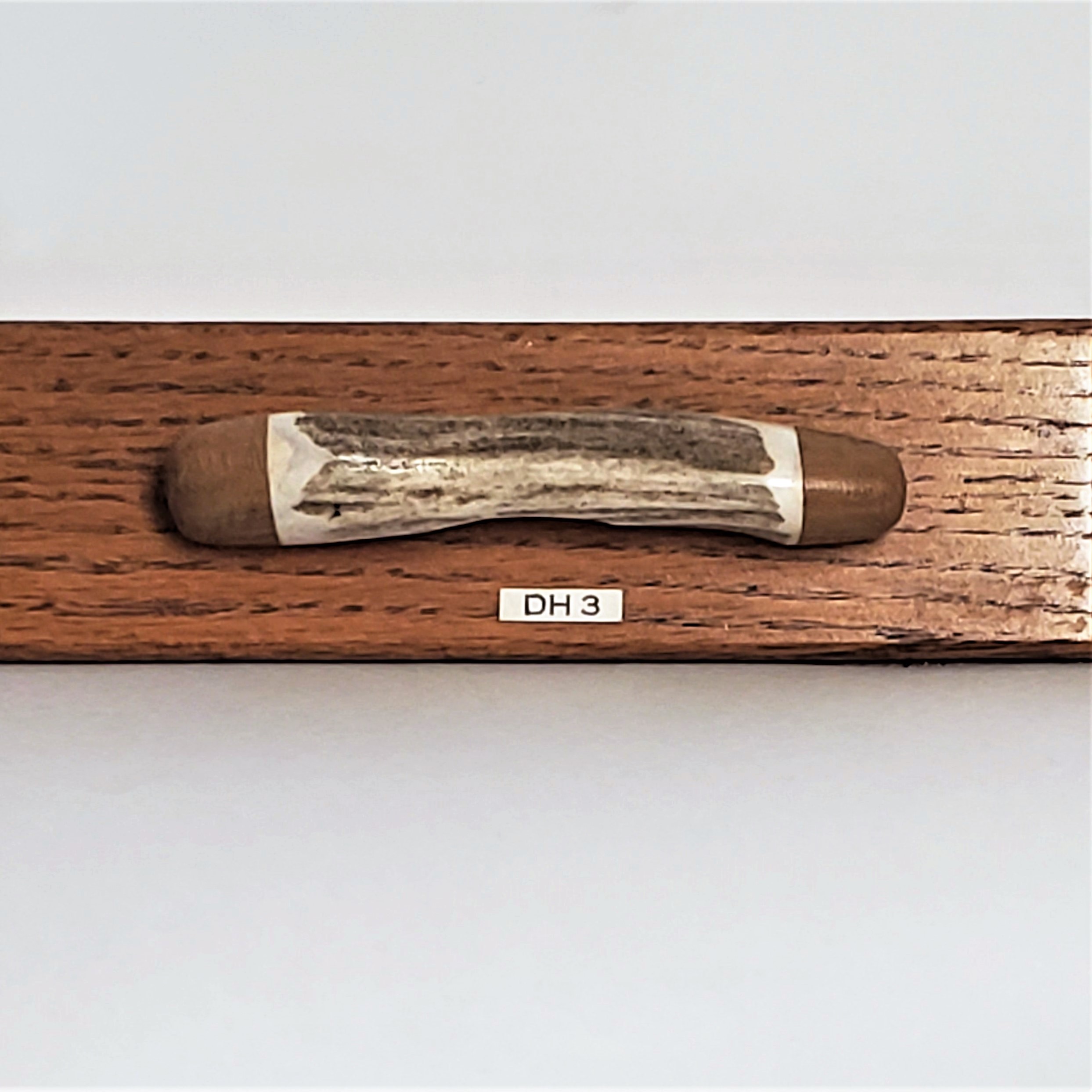 Wood Capped Drawer Pull